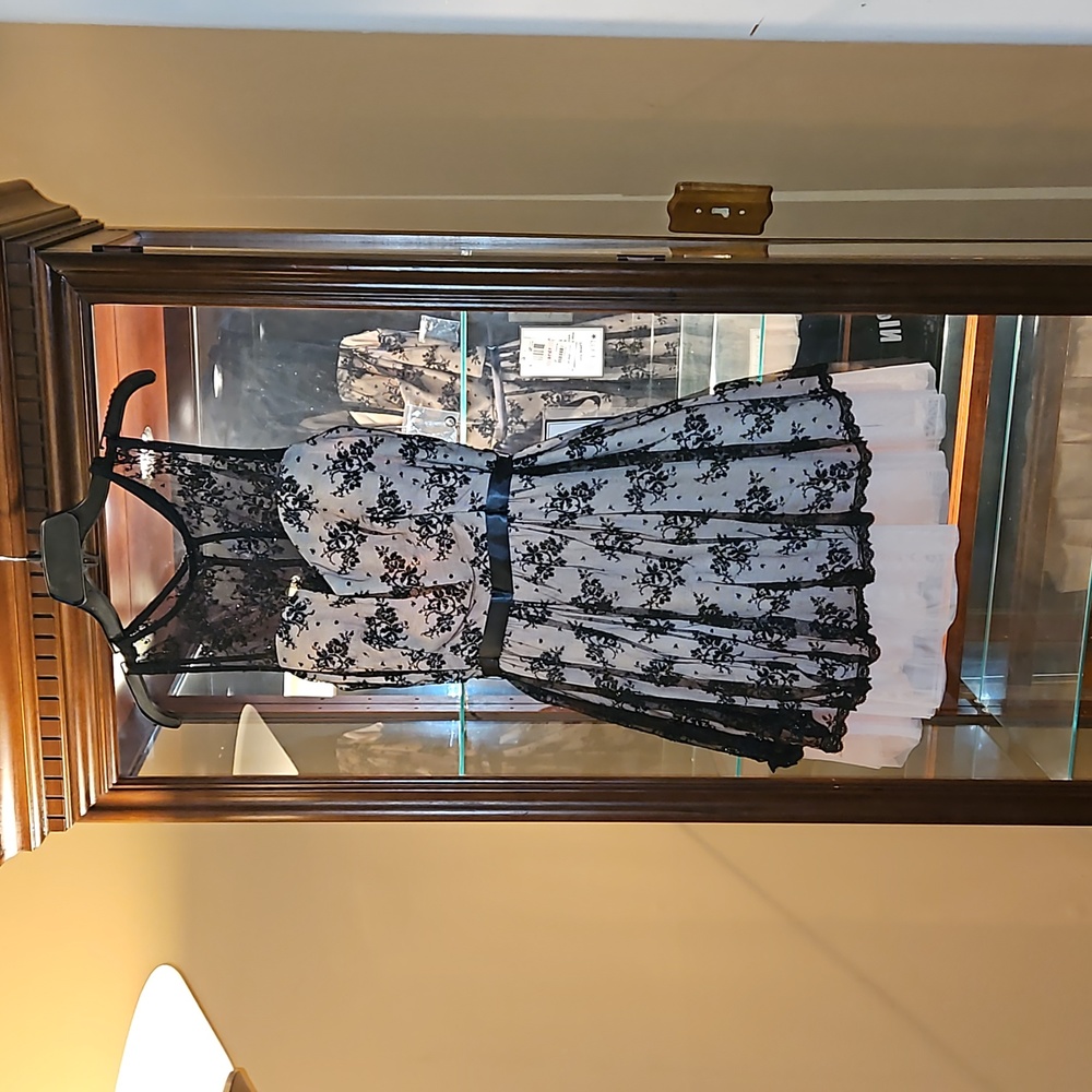 Women's party dress